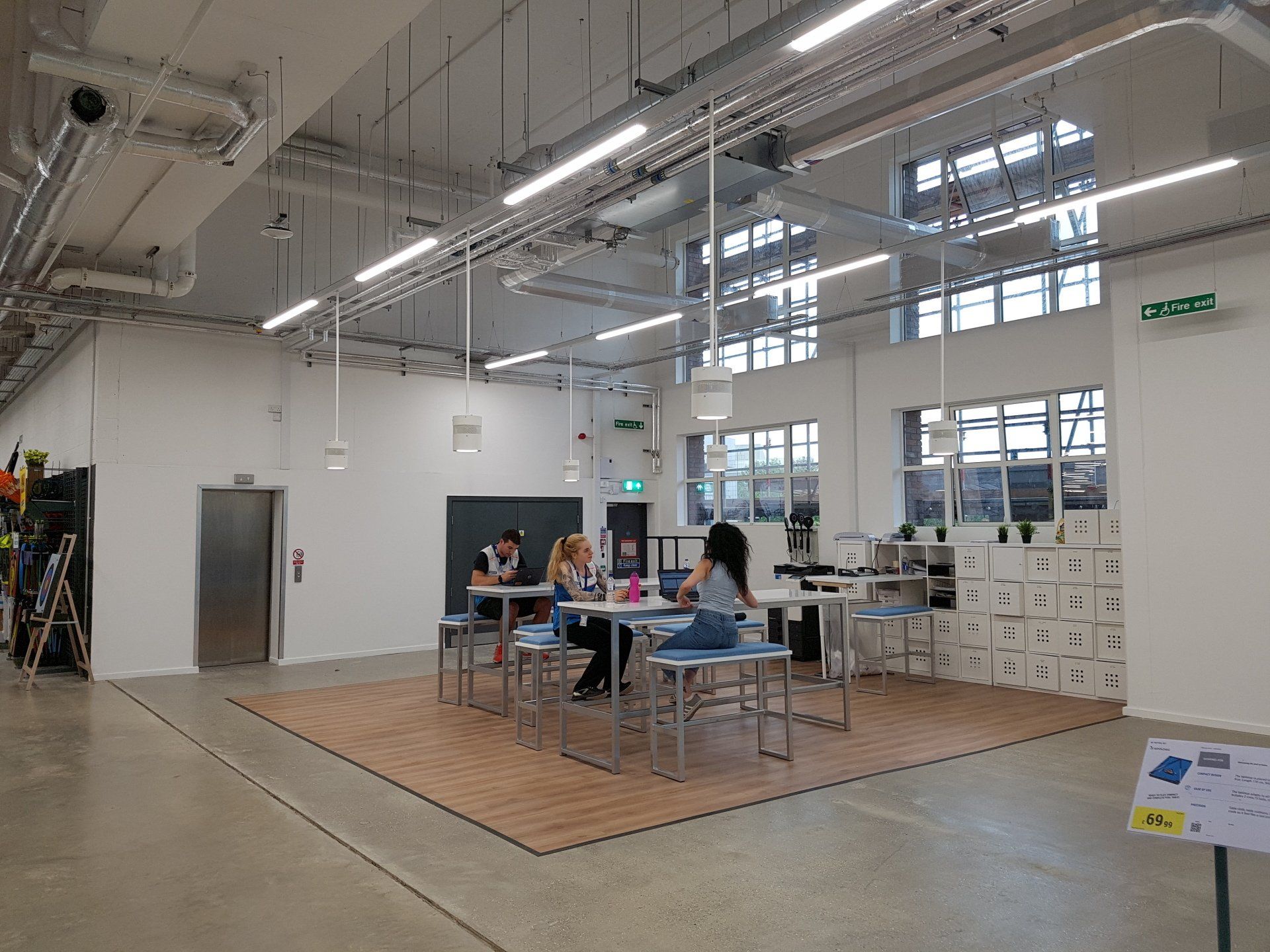 DECATHLON STORE, SURREY QUAYS